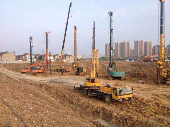 鹽城旋挖鉆機租賃橋梁工程施工案例.jpg 鹽城旋挖鉆機租賃橋梁工程施工案例.jpg