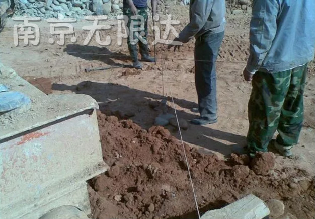 旋挖鉆孔灌注樁的施工過程1.jpg 旋挖鉆孔灌注樁的施工過程1.jpg