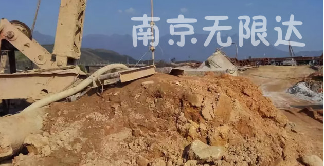 旋挖鉆孔灌注樁的施工過程4.jpg 旋挖鉆孔灌注樁的施工過程4.jpg