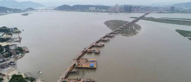 道慶洲大橋樁基建設(shè)中.png 道慶洲大橋樁基建設(shè)中.png