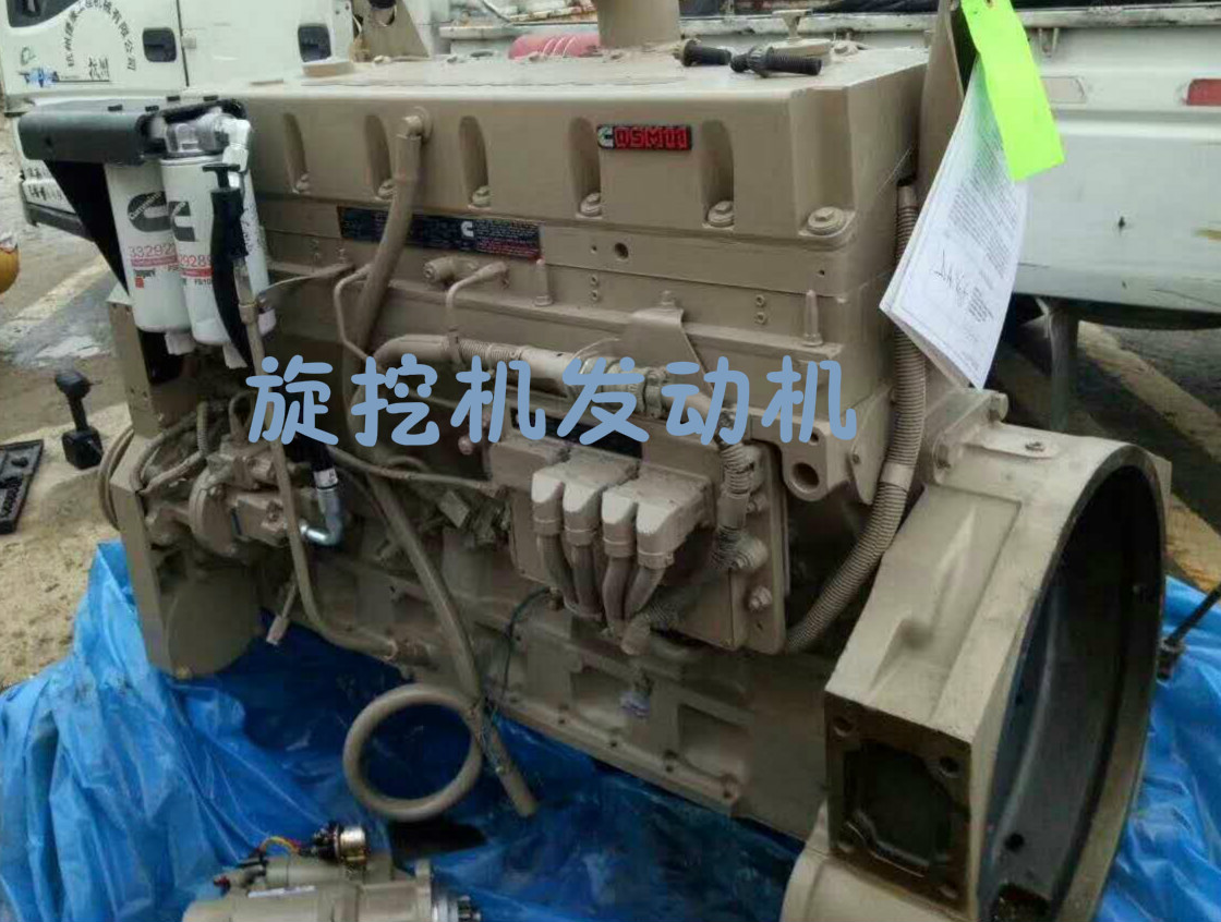 旋挖機(jī)發(fā)動機(jī).jpg 旋挖機(jī)發(fā)動機(jī).jpg