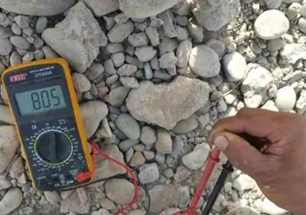 檢查水溫傳感器及電路是否短路或斷路.png 檢查水溫傳感器及電路是否短路或斷路.png