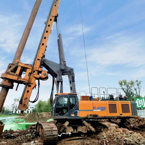E系列旋挖鉆機挺進山西,助力路網(wǎng)完善.jpg