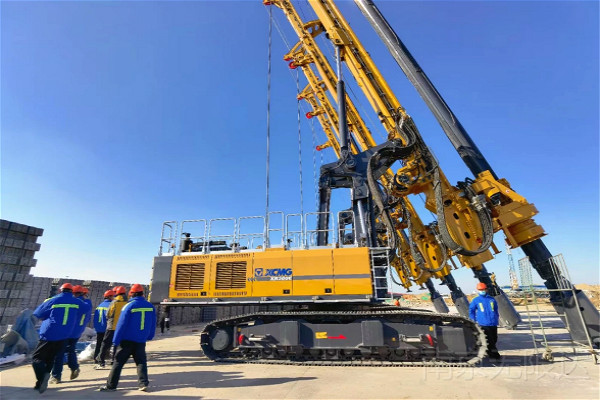 旋挖機(jī)濾芯晚點換不要緊?.jpg 旋挖機(jī)濾芯晚點換不要緊?.jpg